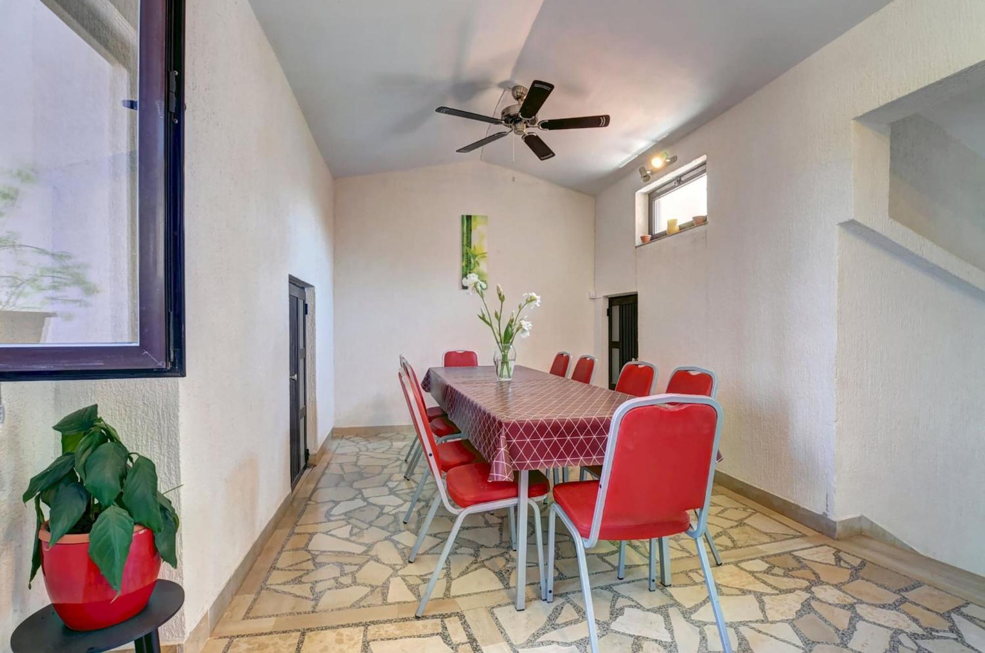 Lovely Apartments In Valbandon Fažana エクステリア 写真