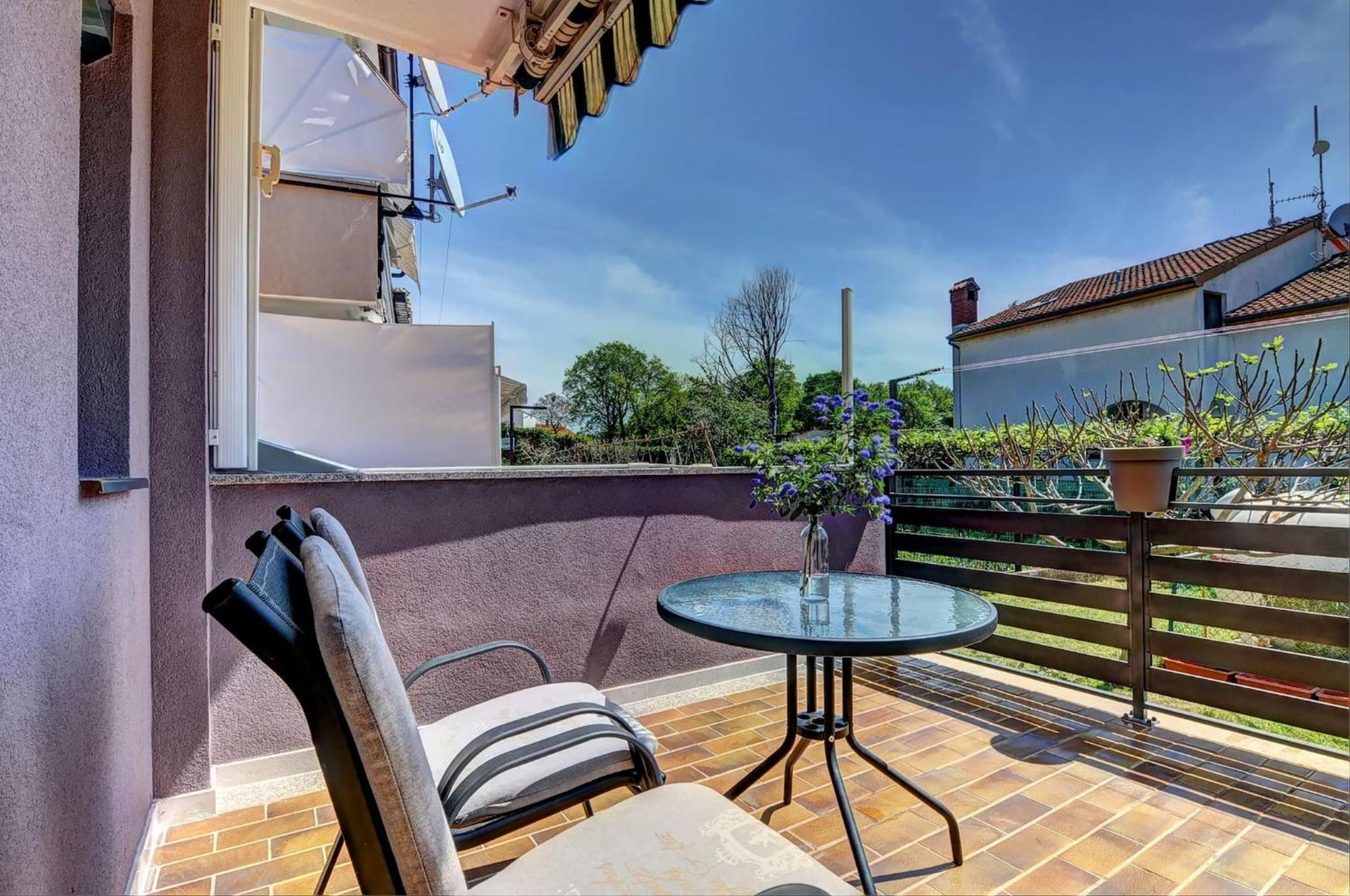 Lovely Apartments In Valbandon Fažana エクステリア 写真