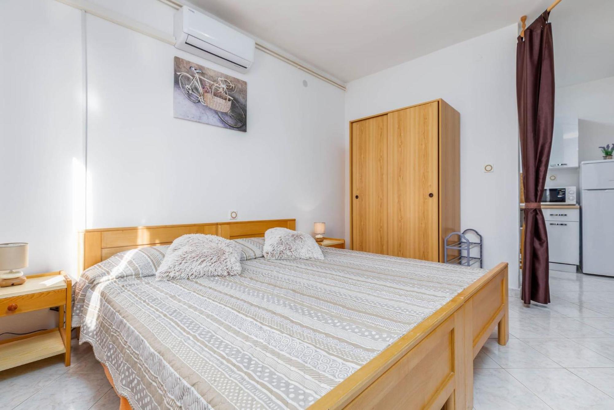 Lovely Apartments In Valbandon Fažana エクステリア 写真